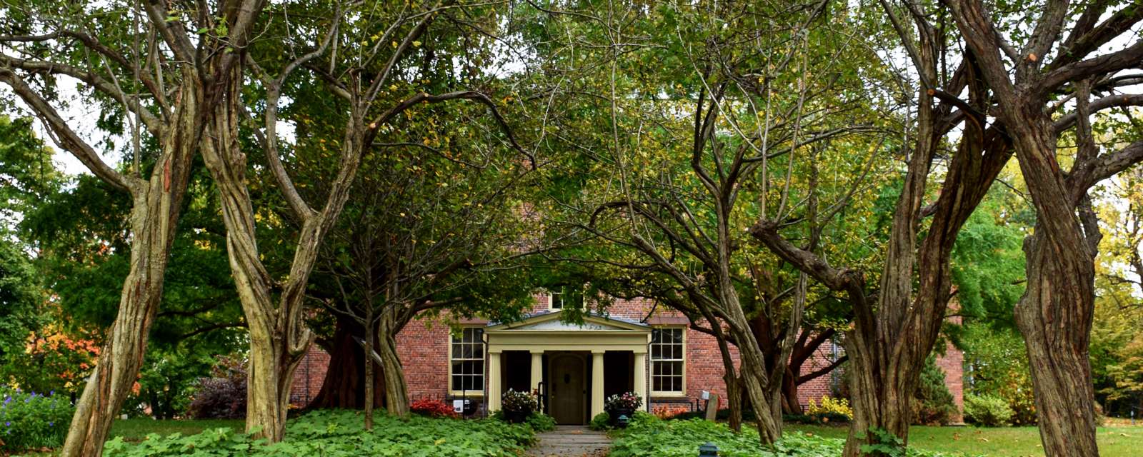 Ten Broeck Mansion