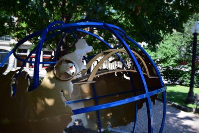 Globe in Tricentennial Park