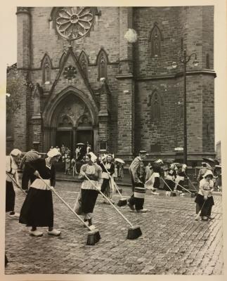 Albany Institute: Dutch Street Scrubbing Newspaper Clipping
